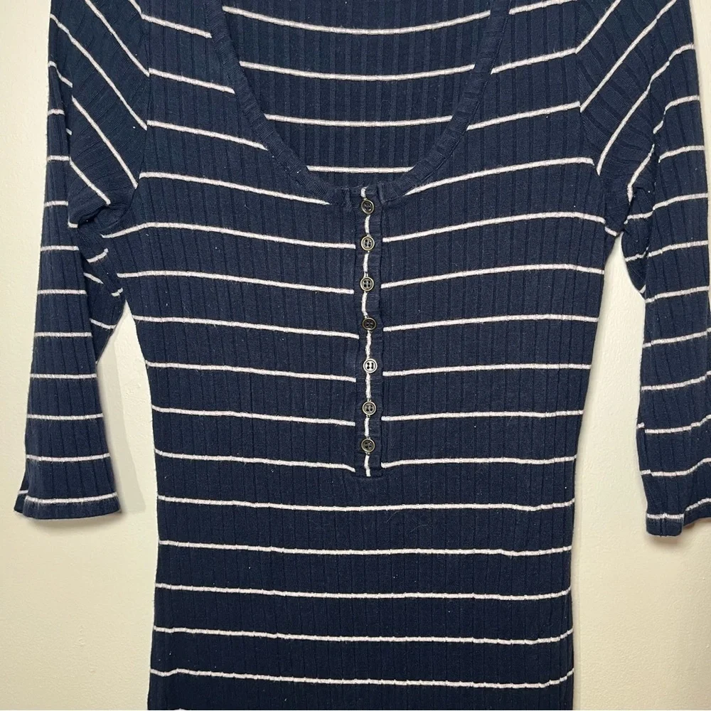 Abercrombie and Fitch, SZ MT Striped Dress - Picture 4 of 10